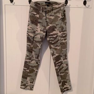 J Crew 24 Camo Vintage Straight Cargo Pants LN
